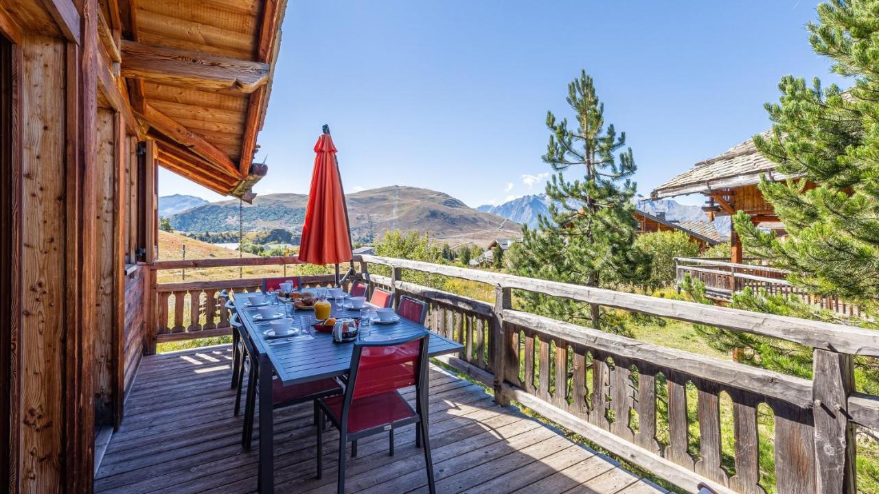 Madame Vacances Les Chalets De L'Altiport Alpe d'Huez Eksteriør billede