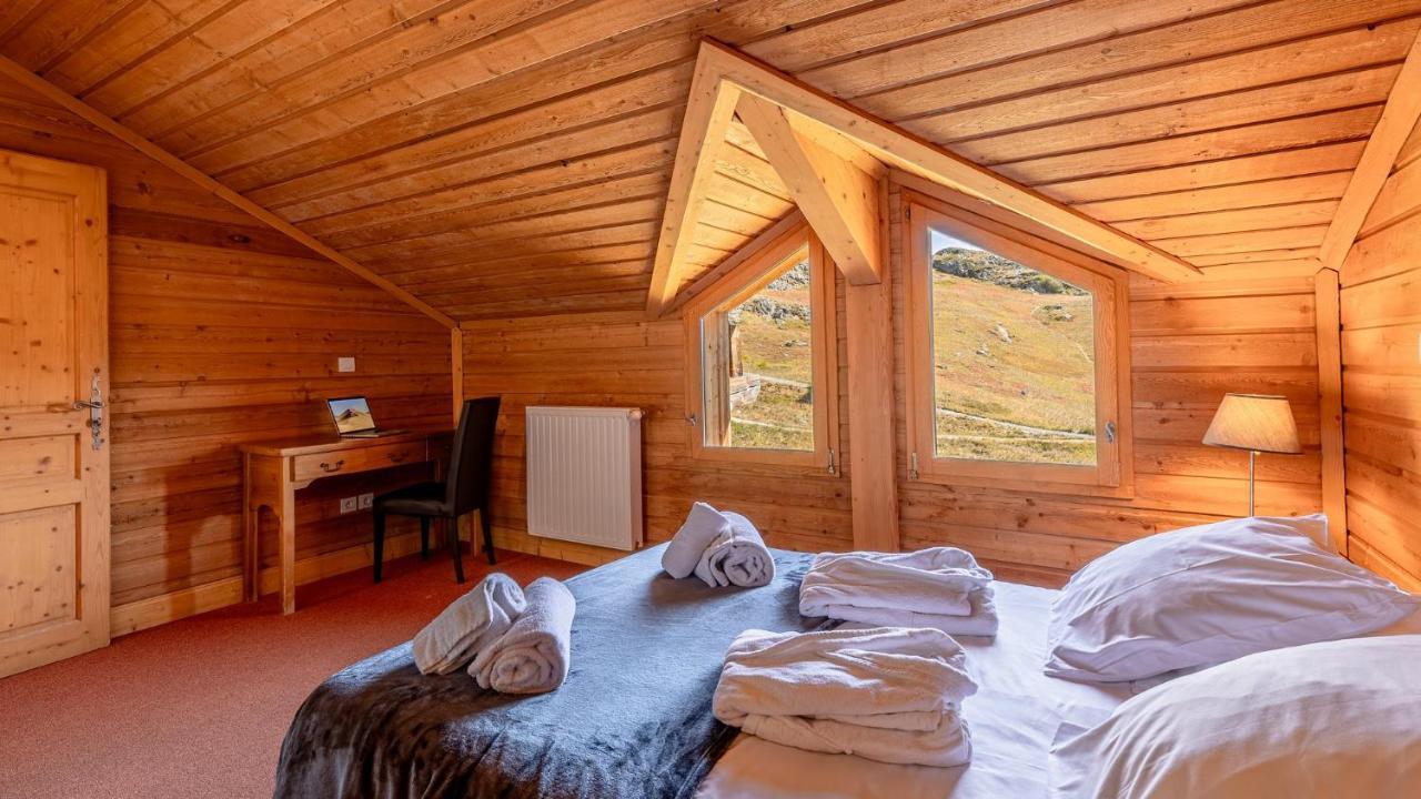 Madame Vacances Les Chalets De L'Altiport Alpe d'Huez Eksteriør billede