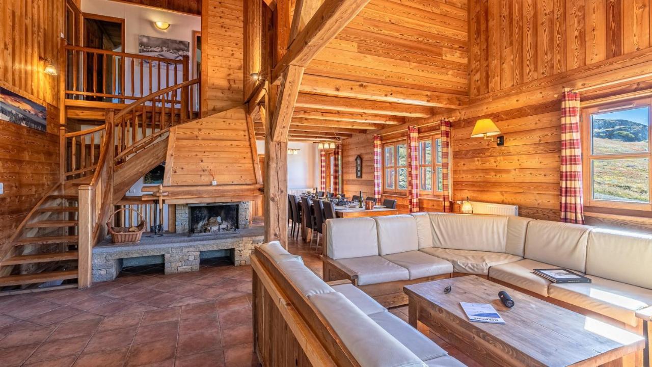 Madame Vacances Les Chalets De L'Altiport Alpe d'Huez Eksteriør billede