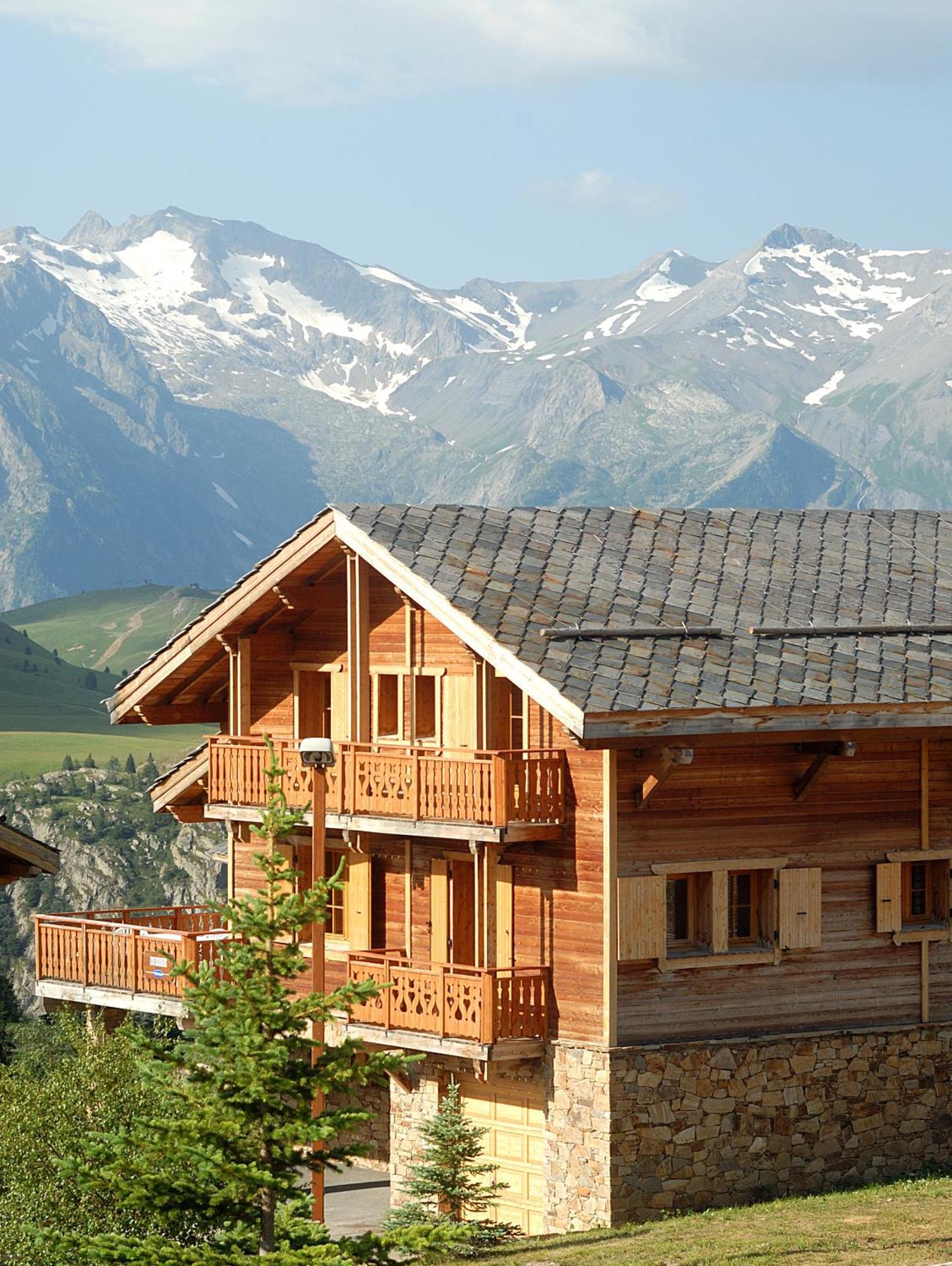 Madame Vacances Les Chalets De L'Altiport Alpe d'Huez Eksteriør billede