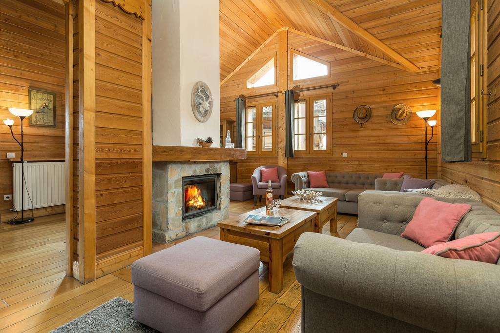 Madame Vacances Les Chalets De L'Altiport Alpe d'Huez Eksteriør billede