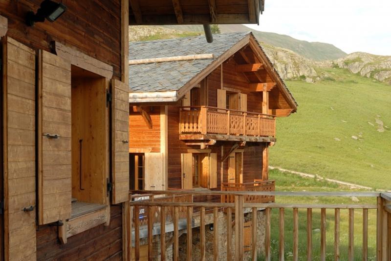 Madame Vacances Les Chalets De L'Altiport Alpe d'Huez Eksteriør billede