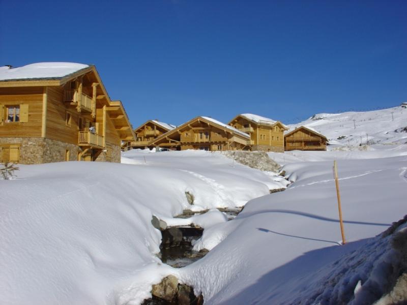 Madame Vacances Les Chalets De L'Altiport Alpe d'Huez Eksteriør billede